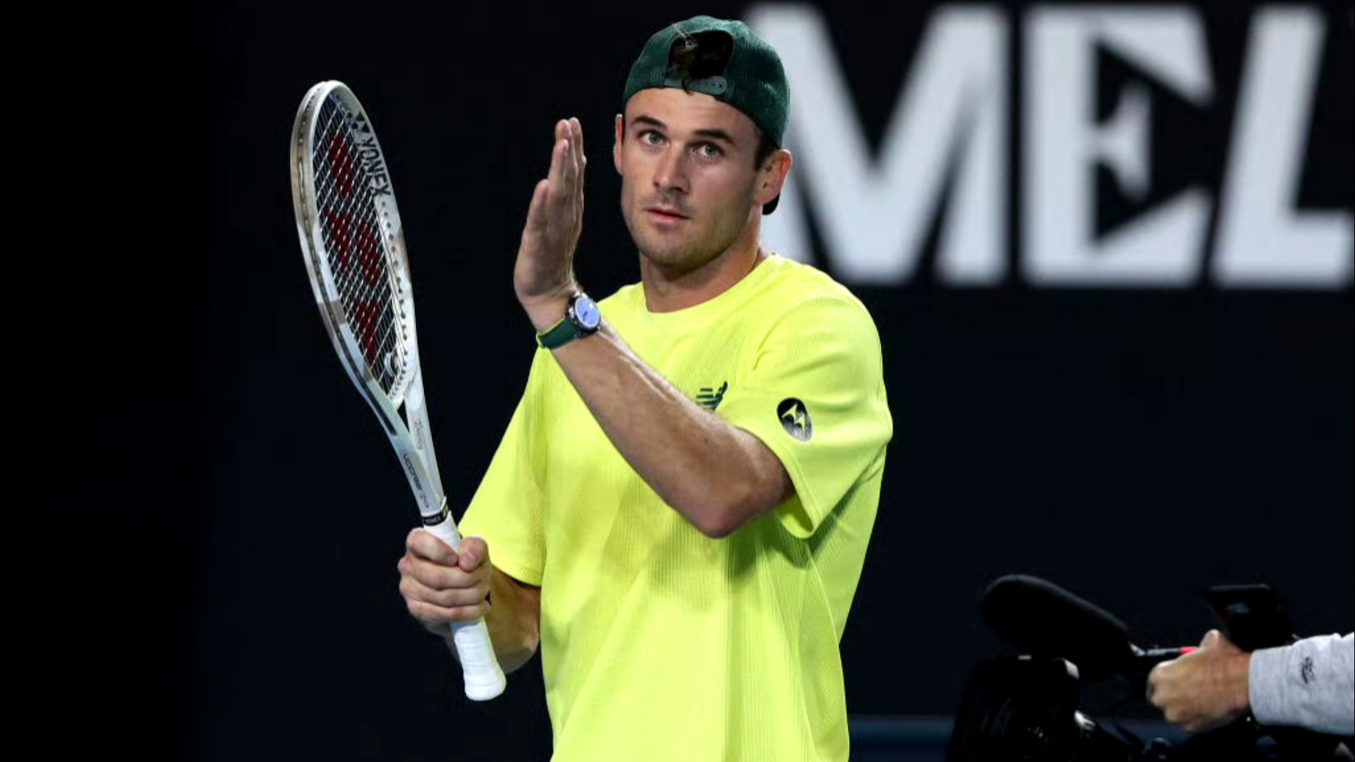 同时在其他 同时在其他