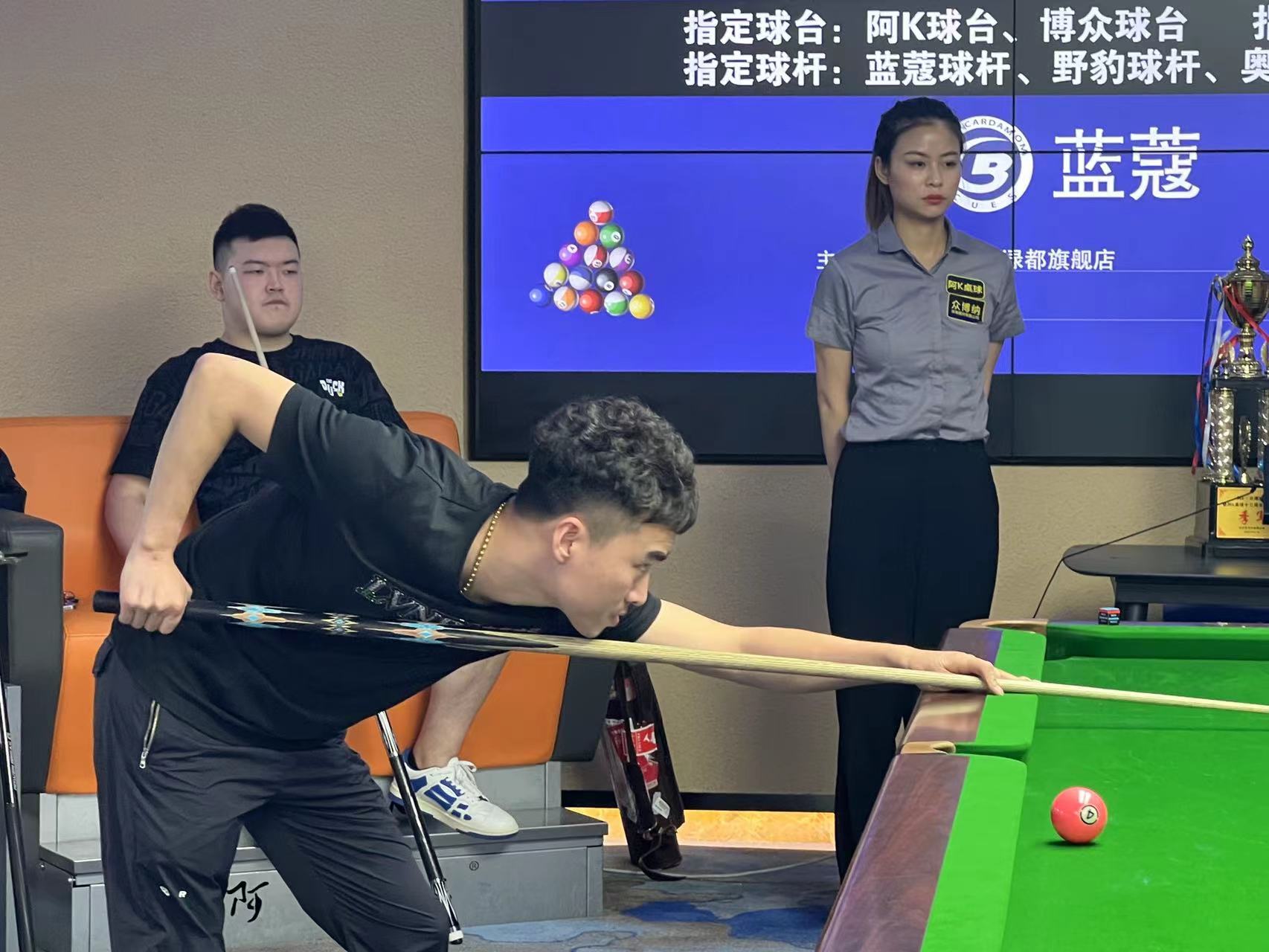 这对于正在 这对于正在