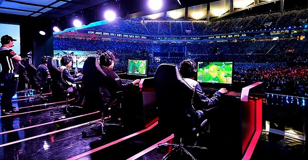 库里状态火 库里状态火