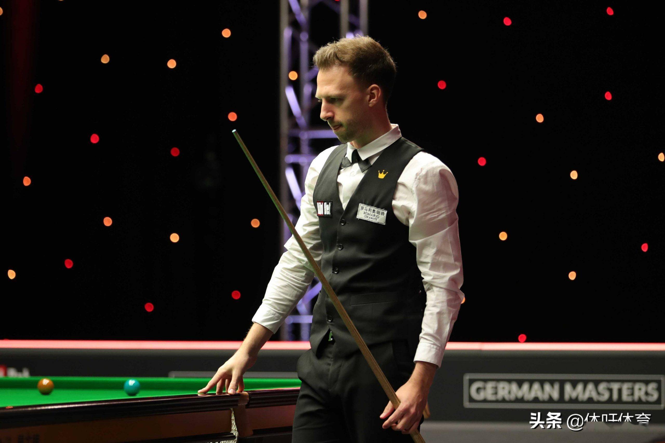 半场战报 半场战报